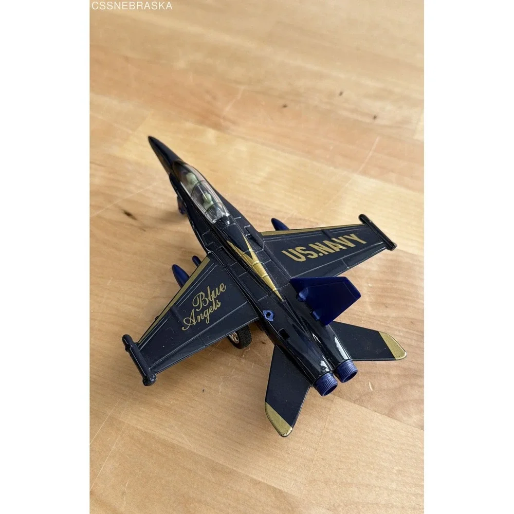 Matchbox, Toysmith, Soma military aircraft